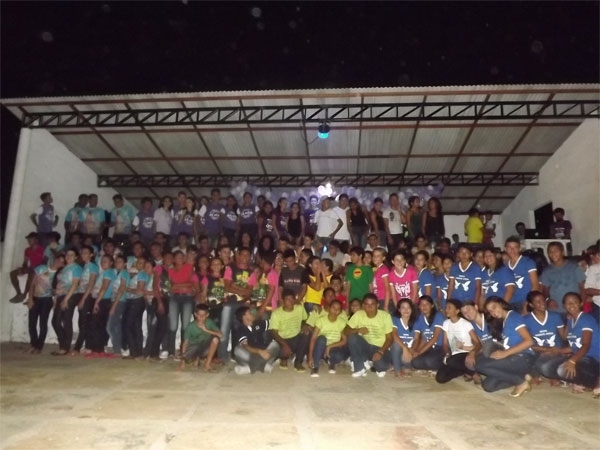 FOTOS: Centenas de jovens festejam aniversário do grupo Ala Jovem de Caxingó - Imagem 2