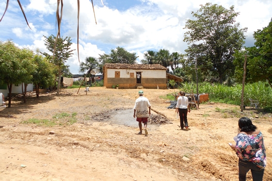 Prefeita Claudia lobo iniciou  Recuperação das  estrada do Para  Batins - Imagem 1