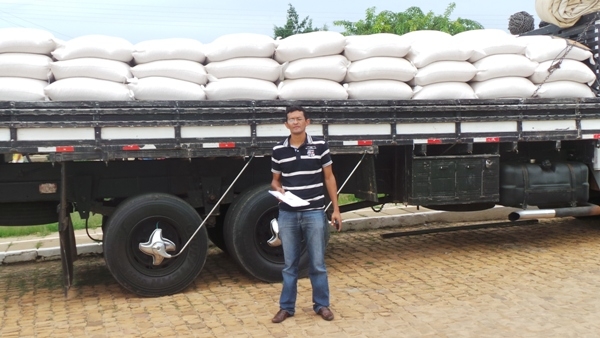 Prefeitura de Pimenteiras e Conab distribuem milho a agricultores - Imagem 9