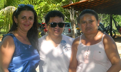 Agradecendo aos amigos e familiares que estiveram conosco em uma grande festa - Imagem 19