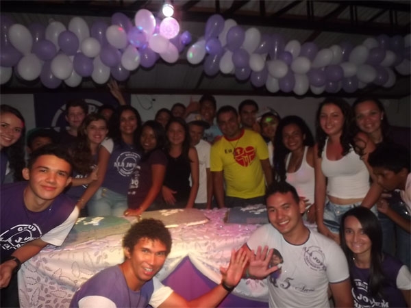 FOTOS: Centenas de jovens festejam aniversário do grupo Ala Jovem de Caxingó - Imagem 5