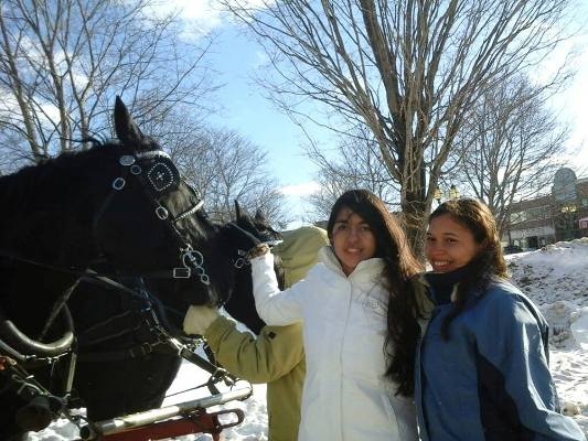 Aluna de N. S. dos Remédios no Canadá envia fotos para blog  - Imagem 4