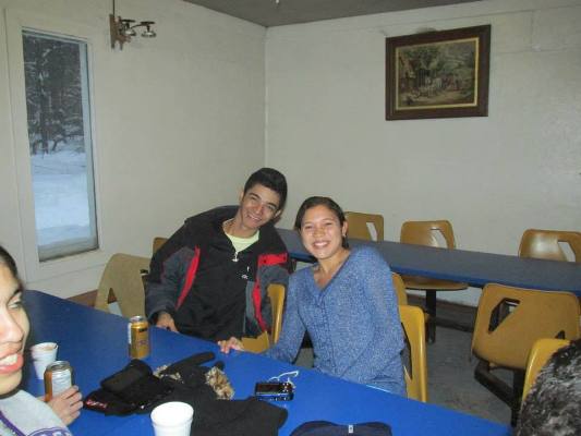 Aluna de N. S. dos Remédios no Canadá envia fotos para blog 