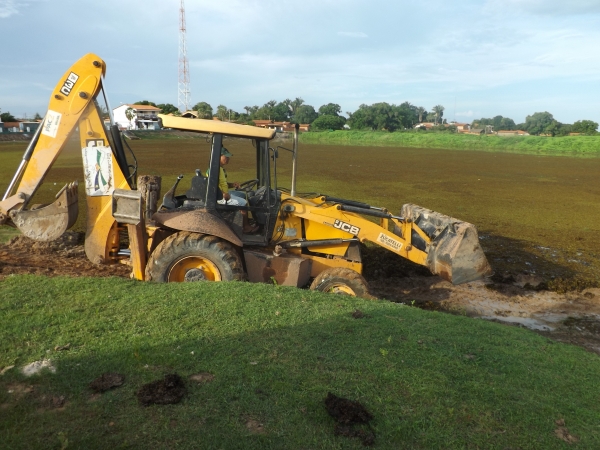 Prefeitura Inicia Limpeza da Lagoa - Imagem 2