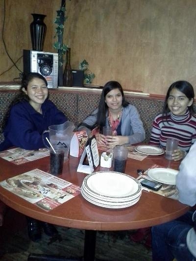 Aluna de N. S. dos Remédios no Canadá envia fotos para blog  - Imagem 3