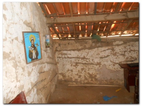 Marinete Simão da Silva vive com dois filhos e três netos em condições Subumanas - Imagem 10