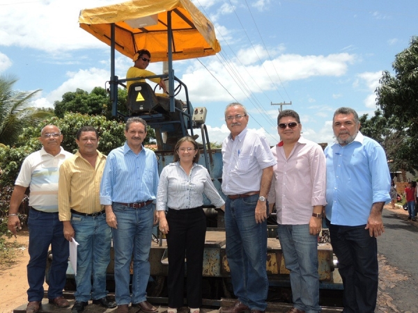 Prefeitura de Pedro II entrega ambulância ao HJGN - Imagem 14