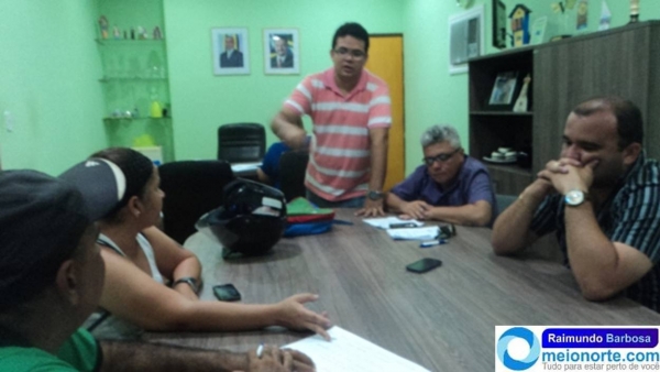 Prefeito se reúne para discutir o corso 2014 em Valença  - Imagem 3