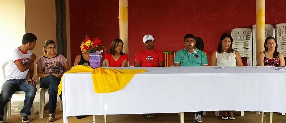 A Sec. de Assistência Social,  promove reunião para informar aos pais das crianças e idosos a importância dos serviços para o bem estar social