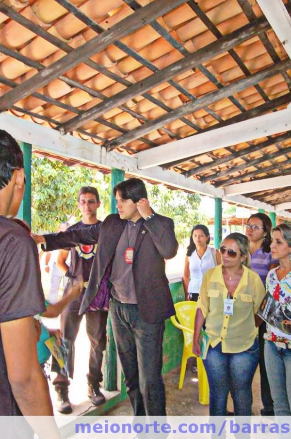 Comissão realiza trabalho de conscientização nos bares do município - Imagem 2