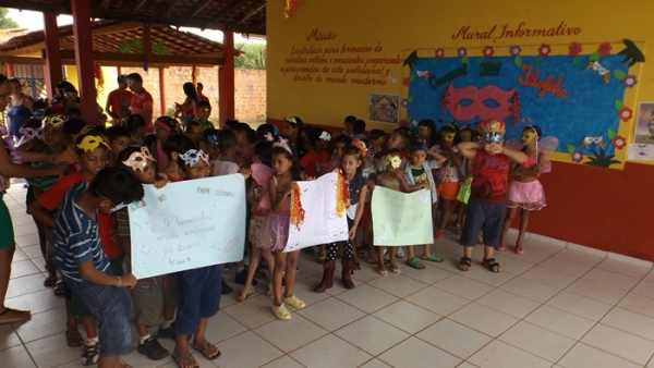 Escolas de Nossa Senhora de Nazaré promovem festa para comemorar o carnaval - Imagem 17