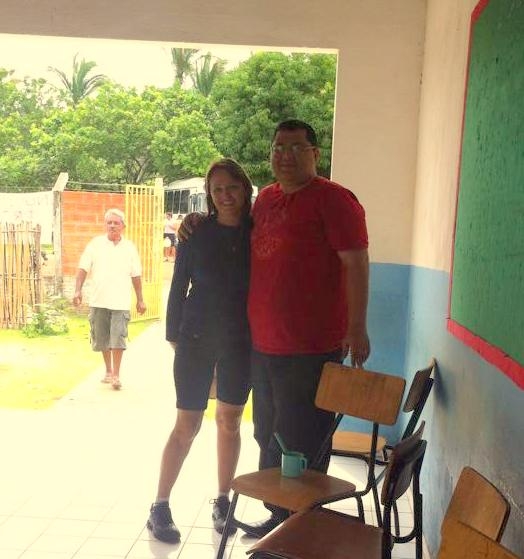 Prefeito Edílson Capote acompanha ônibus do Projeto Prefeitura na Comunidade - Imagem 13