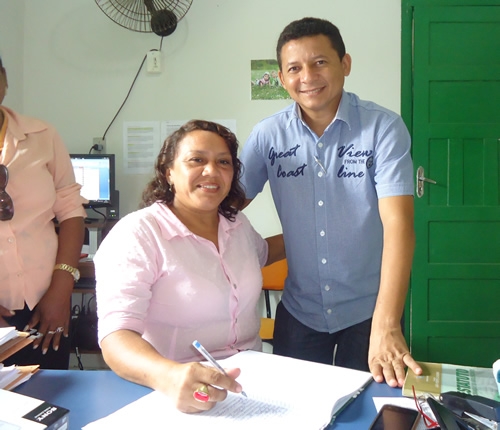 Prefeito de Porto faz entrega de carro ao Conselho Tutelar - Imagem 4