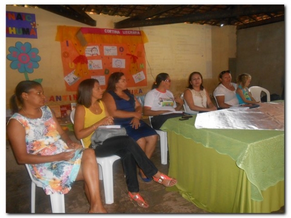 Secretaria Municipal de Educação realiza Encontro Pedagógico 2014 - Imagem 1