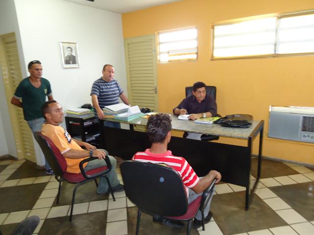 Prefeitura começa os reparos nas estradas que ligam a Cidade de Ipiranga as localidades do Interior