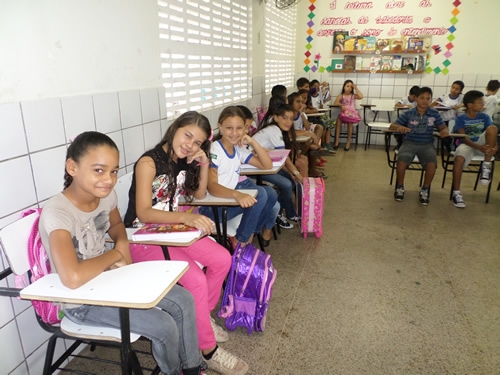 Aulas iniciam nas escolas públicas de Porto - Imagem 20