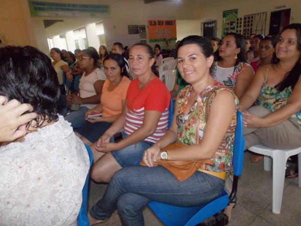 Prefeito Moisés Barbosa participou da reunião com professores efetivos. - Imagem 18