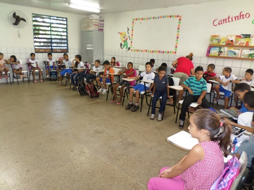 Aulas iniciam nas escolas públicas de Porto - Imagem 23