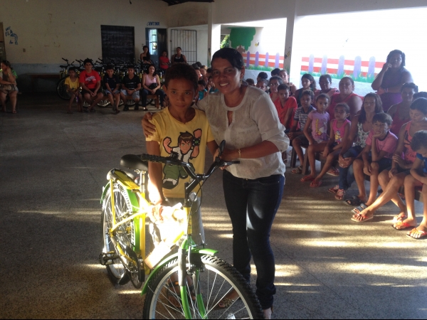 prefeito chico pereira Entrega bicicletas do programa pedala Piaui aos alunos do municipio da cidade - Imagem 7