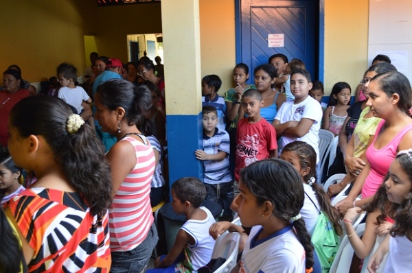 Prefeito Bernildo Val participa da abertura do ano letivo 2014 em Buriti dos Lopes - Imagem 3