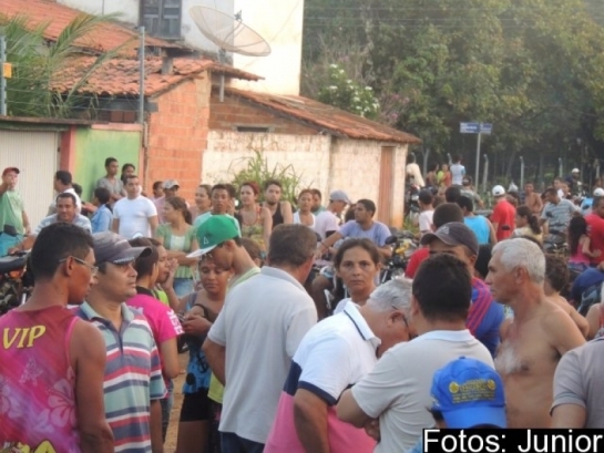 Caixa d´água desaba na cidade de Água Branca - Imagem 16