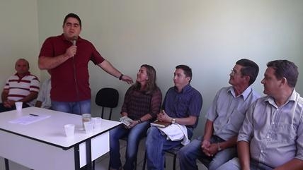 Prefeito Adriano Ramos dá posse a nova secretária de saúde de São João do Arraial - Imagem 4