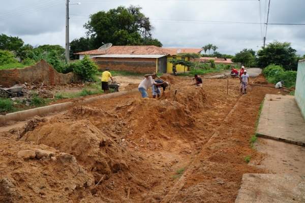 Prefeitura construirá calçamentos em várias ruas da cidade - Imagem 6