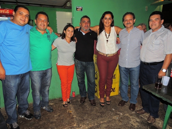 Deputado Wilson Brandão e Prefeita Neuma Café prestigiaram confraternização - Imagem 15