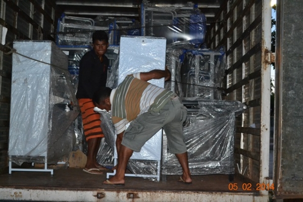 Prefeito Zé Resende consegue duas carradas de equipamentos escolares - Imagem 2