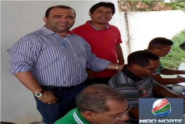 Administração Municipal distribui sementes para o Homem do Campo 