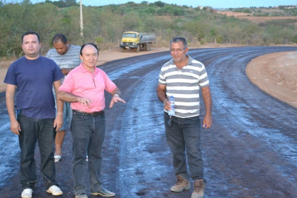 Prefeito Didiu Melo visita obras que estão sendo realizadas no município - Imagem 5