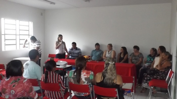 Reunião com todos os profissionais da Educação dá o pontapé inicial no ano letivo 2014 - Imagem 2