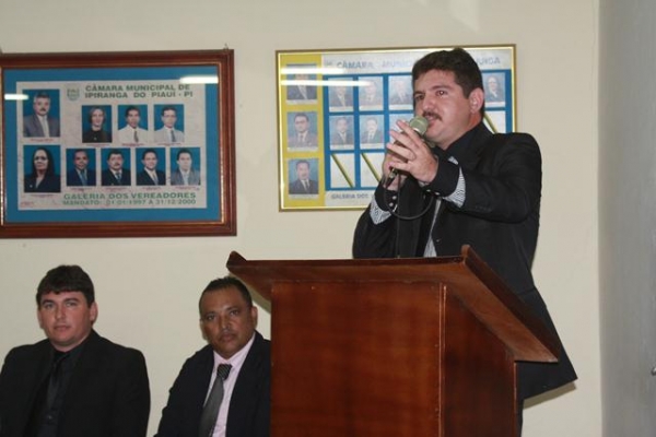 Derisvaldo Xavier toma posse como Vereador - Imagem 28