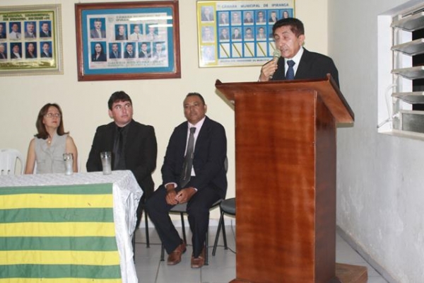 Derisvaldo Xavier toma posse como Vereador - Imagem 24