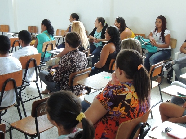 Monitores do programa “Mais Educação” participam de capacitação - Imagem 5