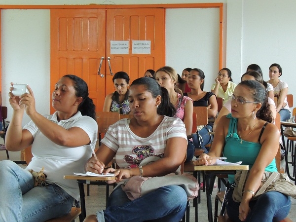 Monitores do programa “Mais Educação” participam de capacitação - Imagem 1