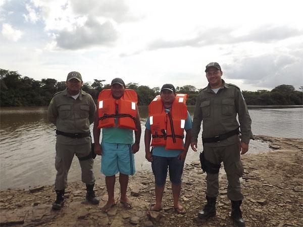 FOTOS: Primeiro dia de carnaval em Caxingó atrai centenas de foliões no Espraiado - Imagem 3