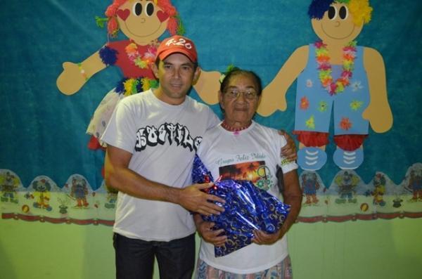 Vera Mendes: Carnaval do idoso é comemorado com muita alegria. - Imagem 10