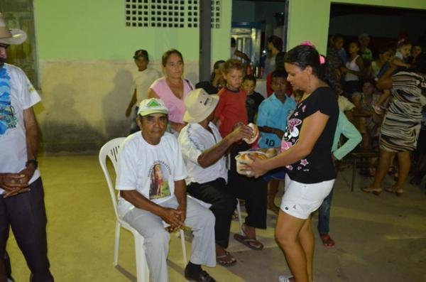 Vera Mendes: Carnaval do idoso é comemorado com muita alegria. - Imagem 2