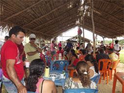 FOTOS: Primeiro dia de carnaval em Caxingó atrai centenas de foliões no Espraiado