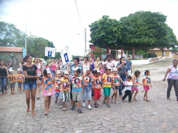Carnaval da Creche Antonia Gomes Martins - Imagem 22