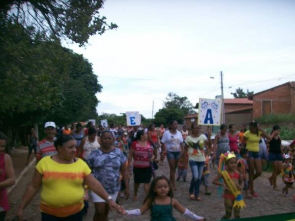 Carnaval da Creche Antonia Gomes Martins - Imagem 25