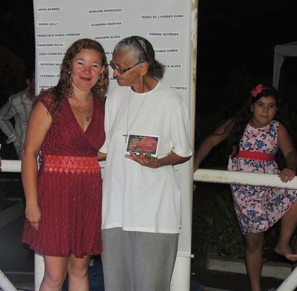 Sarau marca noite de homenagens às mulheres - Imagem 13