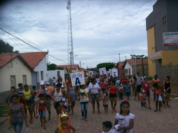 Carnaval da Creche Antonia Gomes Martins - Imagem 5