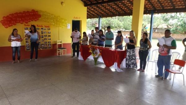 Prefeito Zé Henrique participa da comemoração aos 67 anos da Unidade Escolar Mariinha Andrade e Silva - Imagem 31