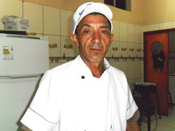 Churrascaria Montannia Grill promove seresta sexta (14) com Isaías Além da Paixão - Imagem 1