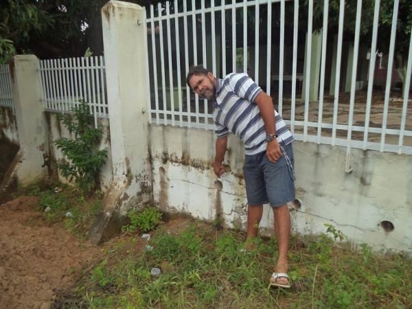 Prefeito Reginaldo manda limpar açude e constrói rua, Buriti do Castelo - Imagem 10