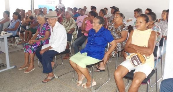 Equipe de saúde realiza palestra para hipertensos e diabéticos em Canavieira - Imagem 4