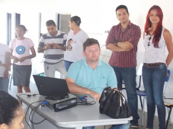 Equipe de saúde realiza palestra para hipertensos e diabéticos em Canavieira - Imagem 15