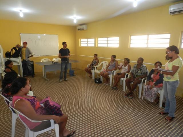 CRAS realiza reunião com grupo de gestantes